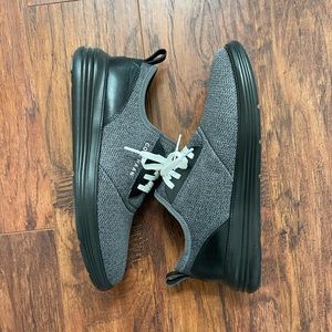 Cole Haan Men's Grandsport Journey Knit Sneaker Men’s size 11